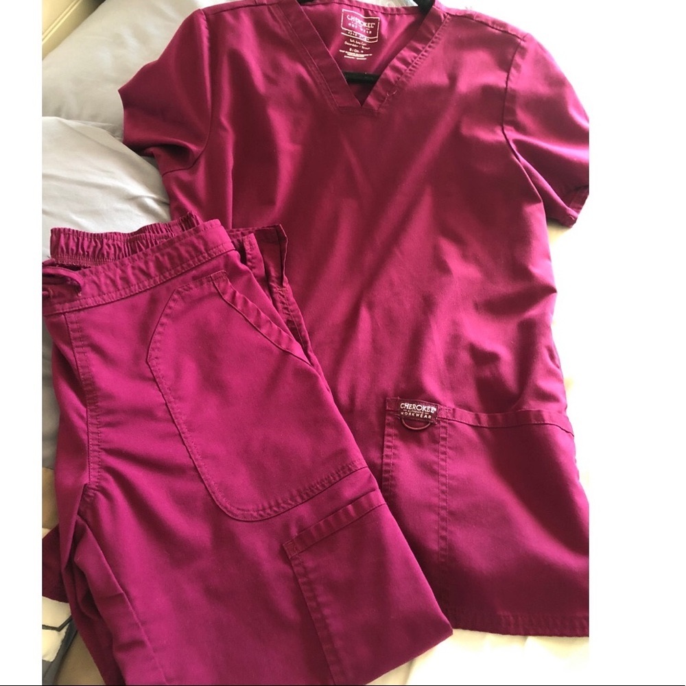 Maroon Cherokee scrub set